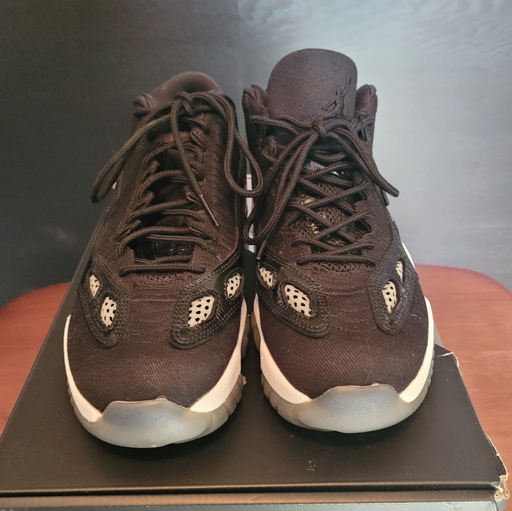Men's Jordan 11 Retro Low IE Black/Black-White (919712 001)